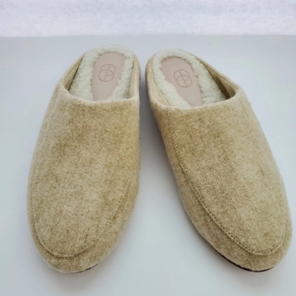 Porte & Paire Women's Shearling-Lined Felt Slippers In Beige Sz EU 39/US 9